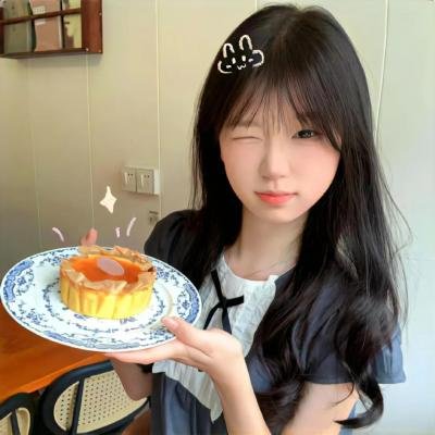 倒挂的爱丽丝